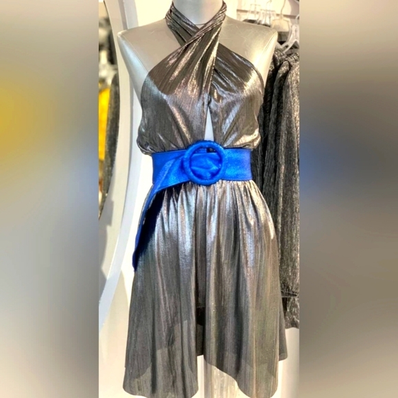 L'ATISTE  Women's Silver Cross Front Halter Metallic Mini Dress Size M - Picture 9 of 12